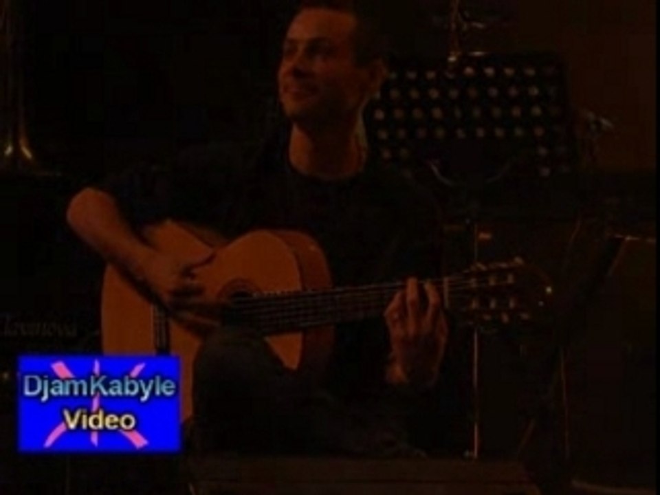 Matoub Lounes"Photos Zénith Igujilen 2004"