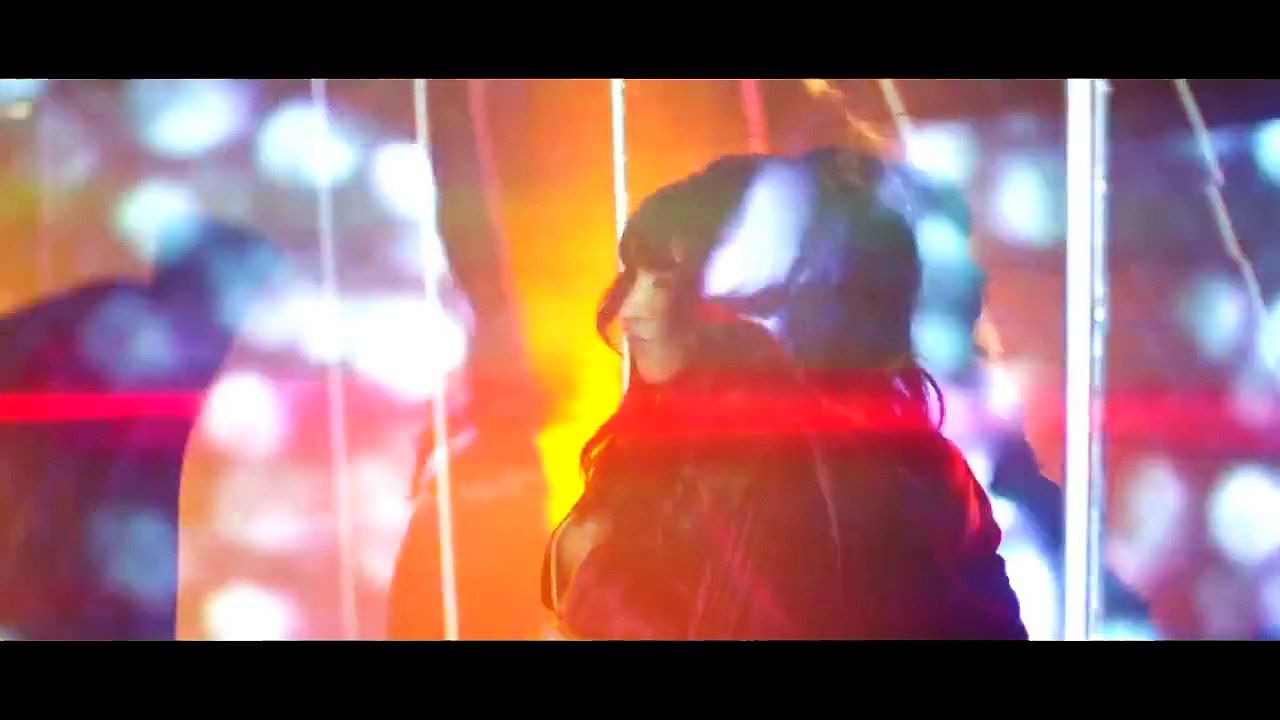 Hande Yener Ft Serdar Ortaç İki Deli 2015