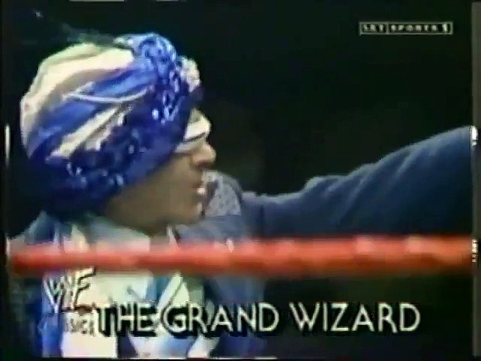 Superstar Billy Graham vs Curt Hennig   Championship Wrestling Jan 8th, 1983