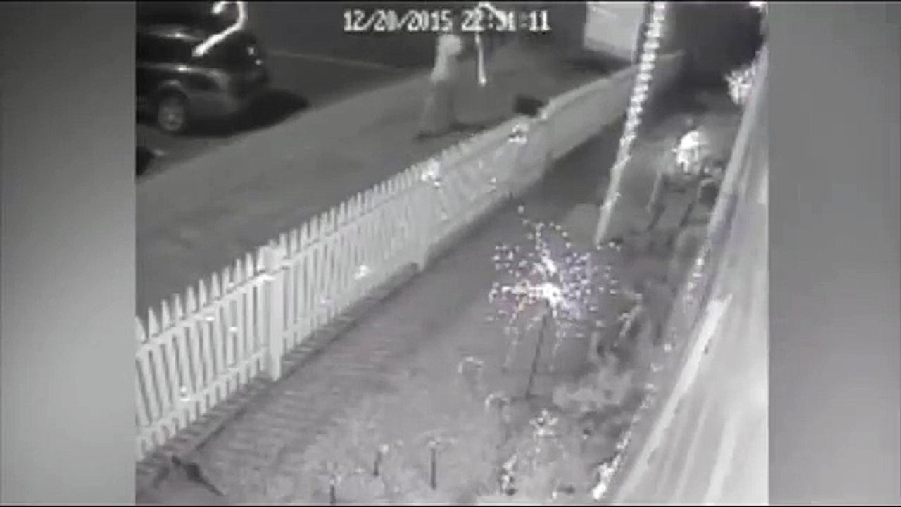 Police hunting grinch who stole a giant inflatable Santa