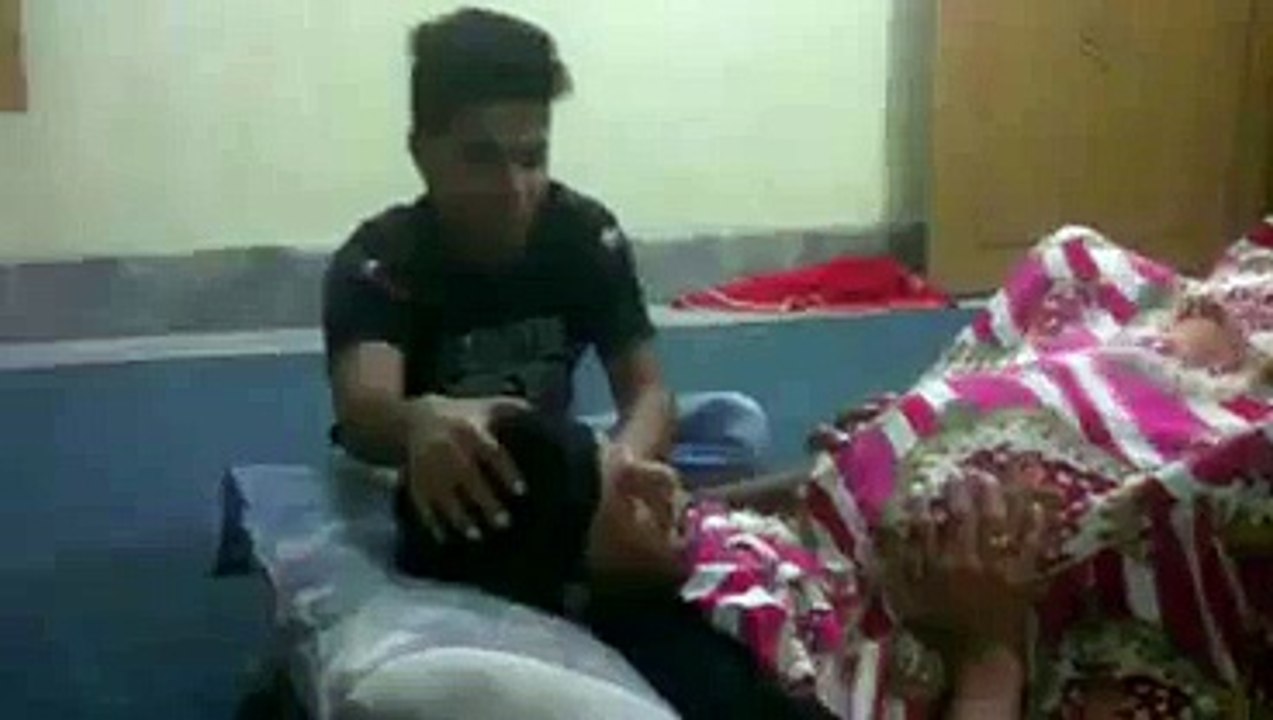 Funny Men Giving birth