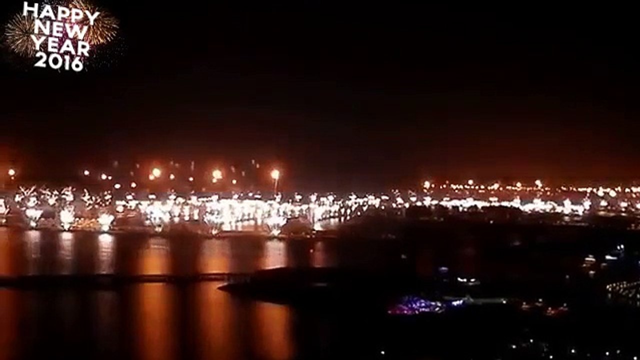 2016 Midnight Fireworks- Palm Jumeirah, Dubai (Full Show HD)