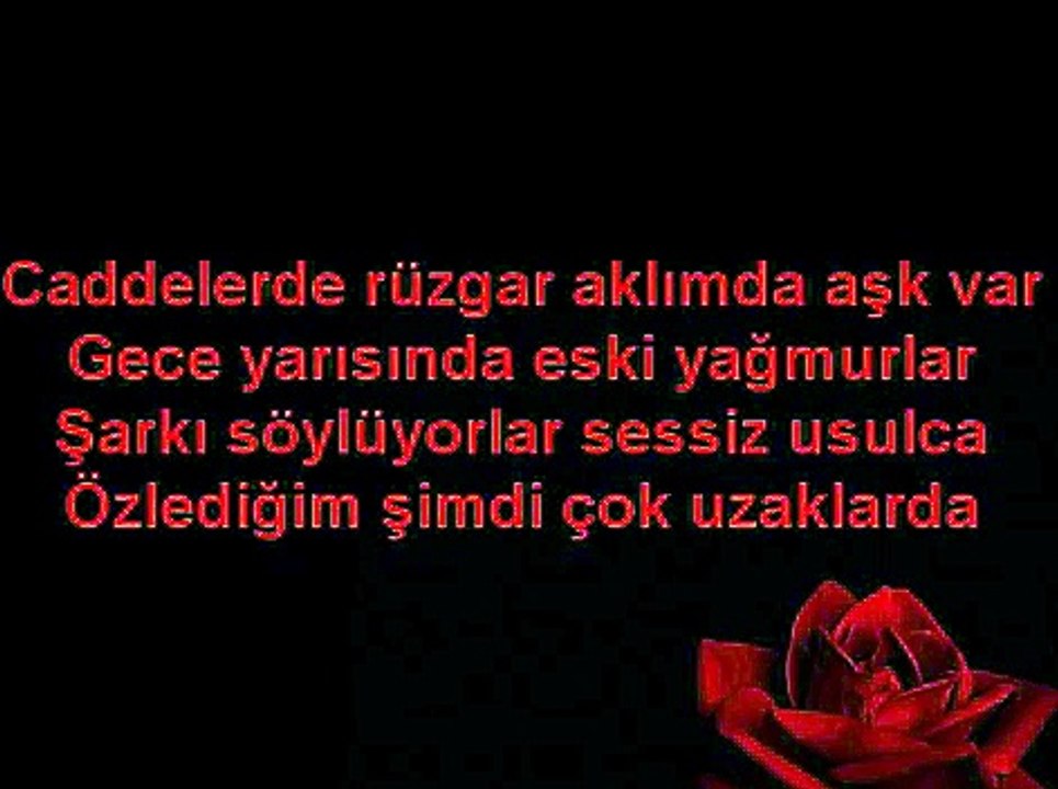 Nilüfer Caddelerde rüzgar Karaoke Enstrümental