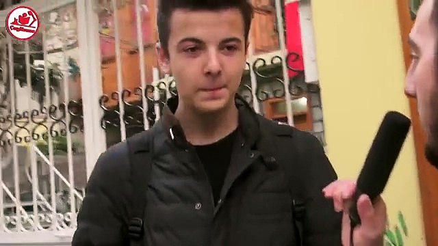 Papaz ile Noel Röportajı - Yılbaşı Ülkemizde Kutlanmalı mı - Sokak Röportajı