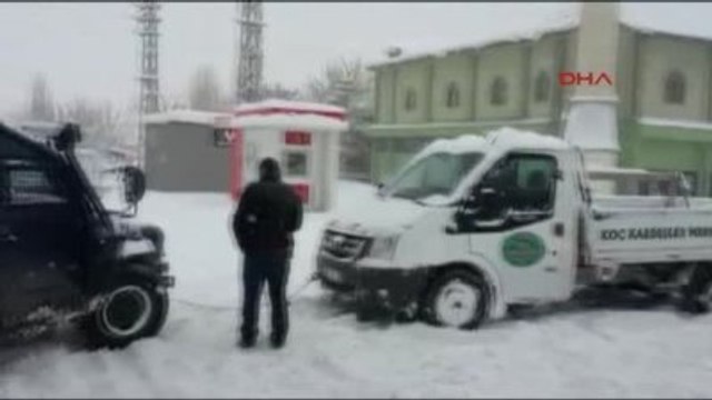 Ağrı Doğu'da 1306 Köy Yolu Kardan Kapandı
