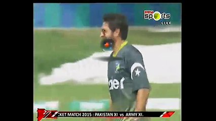 General Raheel Sharif hits Afridi for four mkhan6131