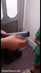 indian girls found a unique and funny Technic