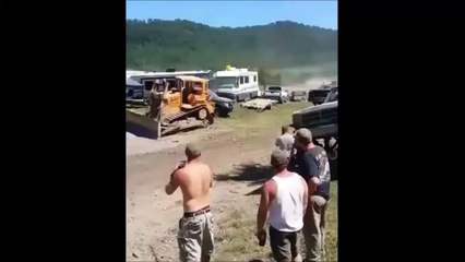 Now this is what I call a good ol' fashioned mud bath