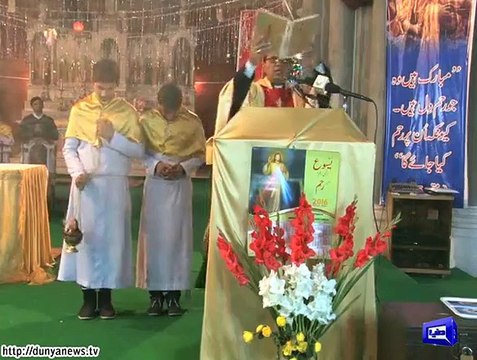 Dunya News- Thanksgiving Day marks new year in Lahore churches.