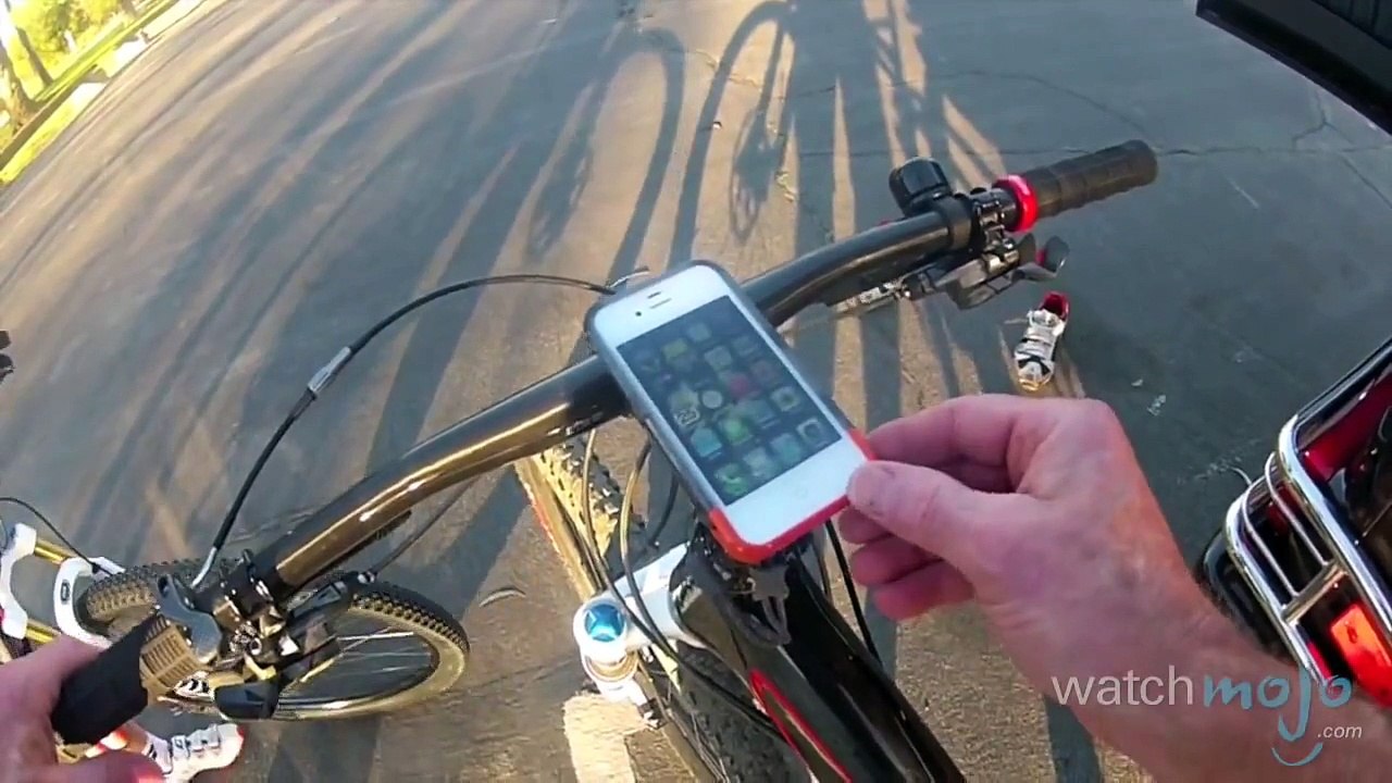 Top 10 Holiday Gifts For Coworkers Under $25