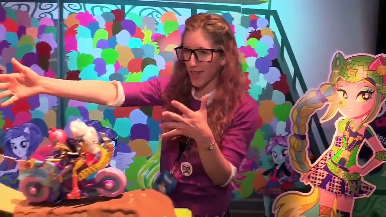 ᴴᴰMLP:FiM toys from Toy Fair 2015 - Equestria Girls: Friendship Games (Coming Fall 2015)