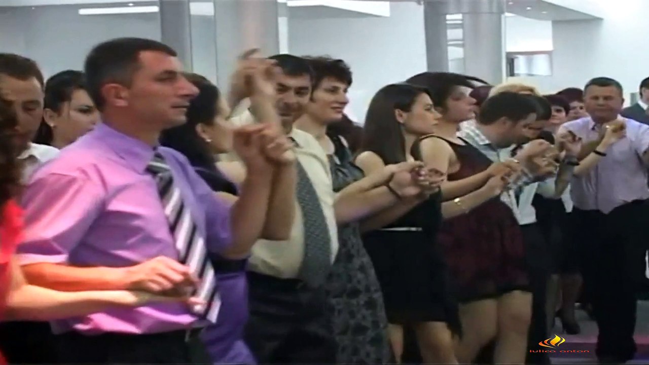 Emilia Ghinescu Cine Seamana Cu Mine Cine Numele Mi L Poarta Video Dailymotion