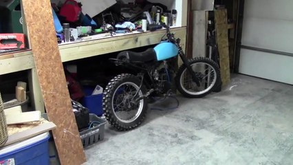 Working on my 1977 Yamaha It175 & First Start in 2 year.