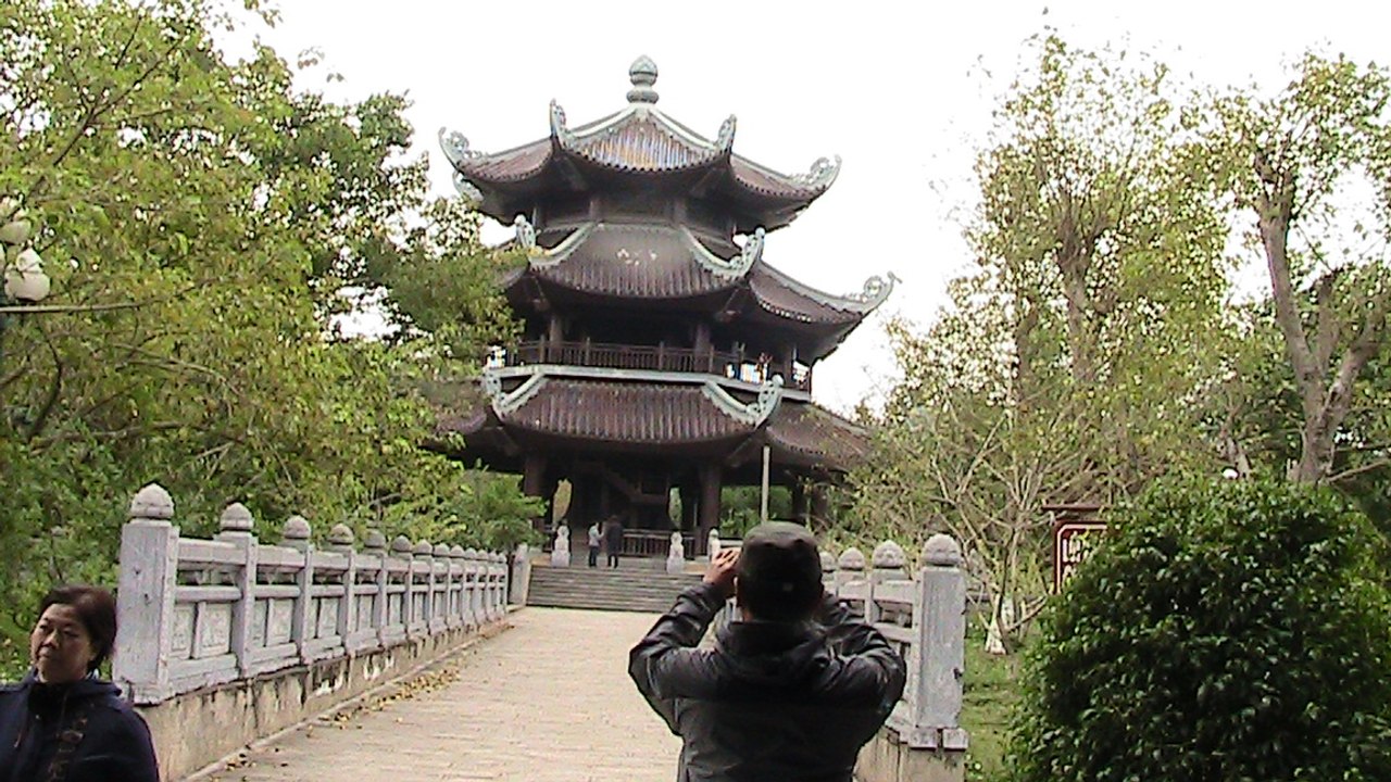 Tourist Attraction - Hanoi Bai Dinh Spiritual and Cultural Complex, Vietnam Holidays