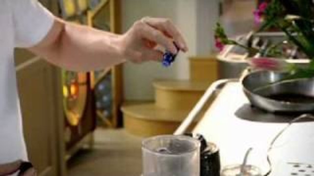 Gordon Ramsays Homemade honeycomb with mixed berries recipe - Gordon Ramsay