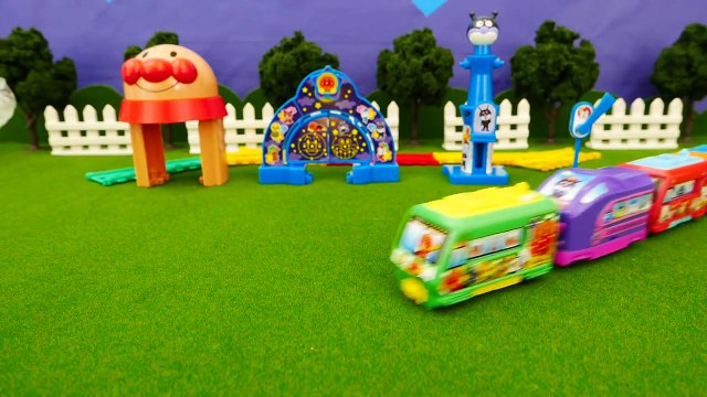 アンパンマン 電車のおもちゃ キャラレール ガチャガチャ開封 PPCandy Channel Anpanman Toy Anime