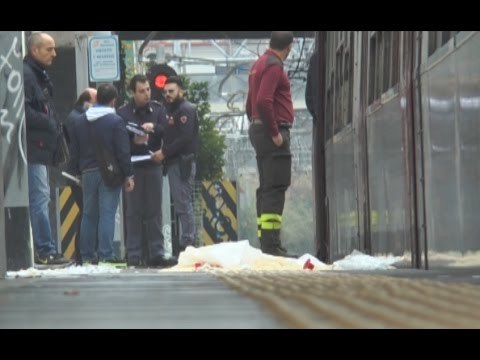 Ercolano (NA) - 14enne investito da treno Circumvesuviana (17.11.15)