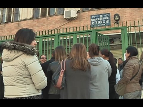 Video Napoli - Allarme scabbia in due scuole (19.11.15)