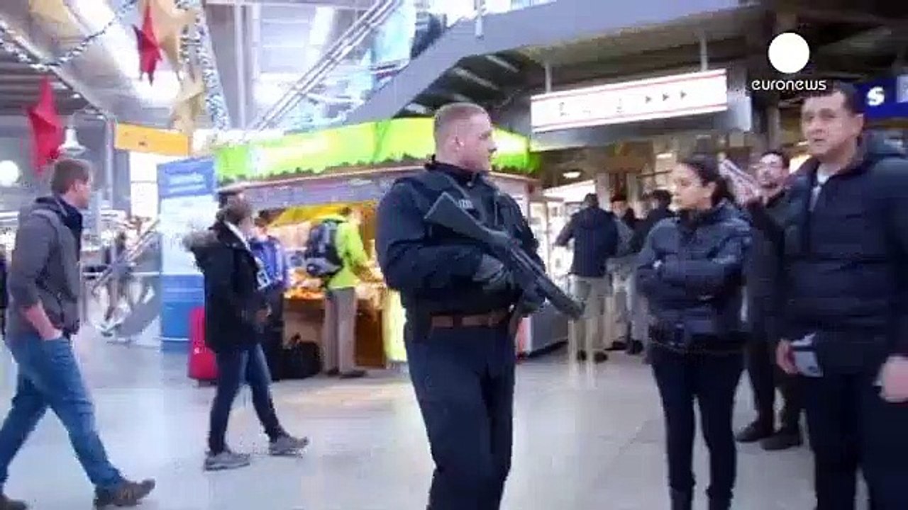 Tensions ease in Munich after train station closures