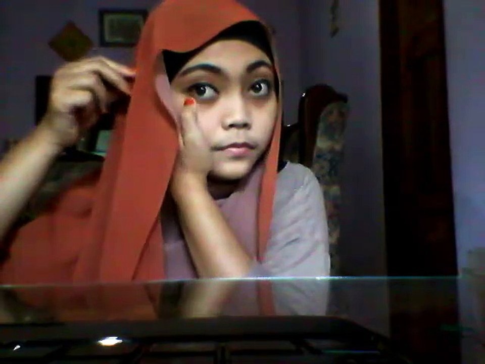Video Cara Memakai Jilbab Pashmina 2 Warna l How To Wear A Pashmina Scarf Totorial Two Colors l Hijabers Style 11