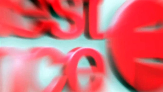 Ce samedi matin, vent et houle combinés ont offert une tempête d'écume à Saint-Guenolé (finistère)