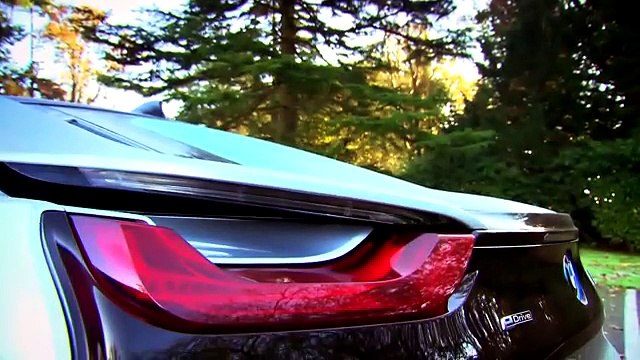 BMW i8 & DeLorean DMC 12