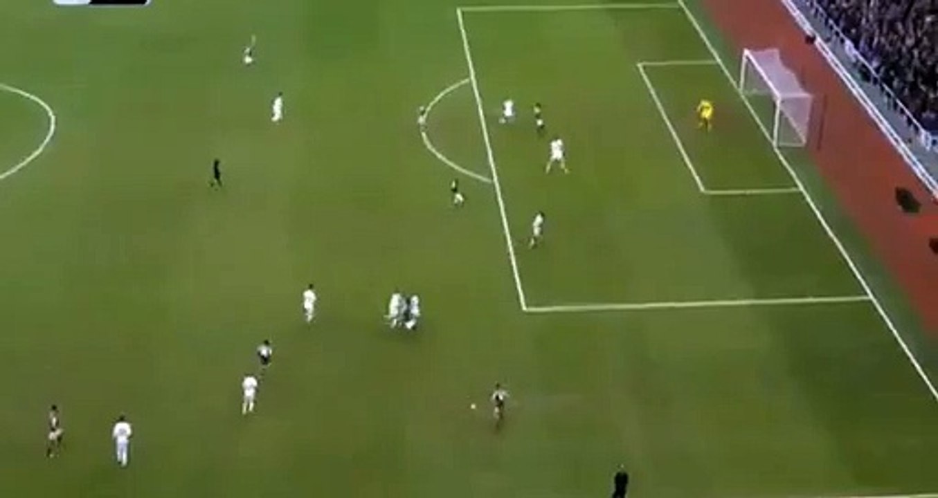 Andrew Carroll Goal - West Ham 2 - 0 Liverpool - 02/01/2016