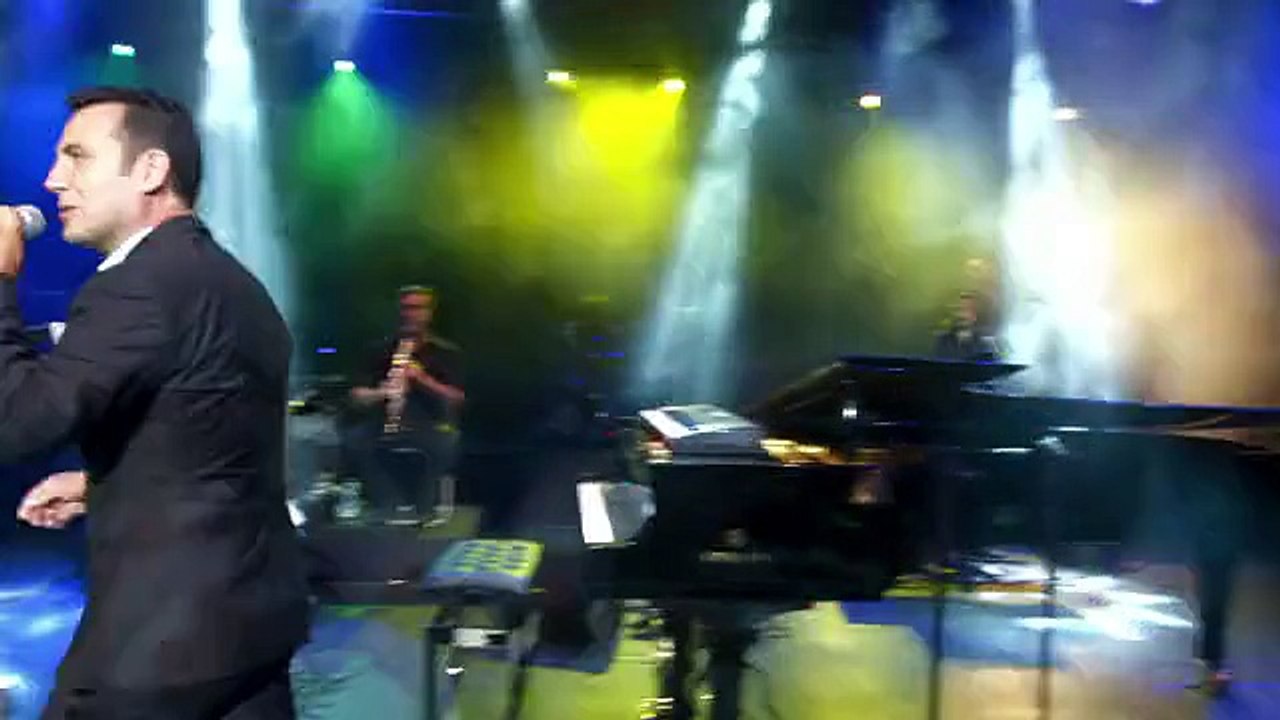 Ferhat Göçer feat Volga Tamöz Düştüm Ben Yollara