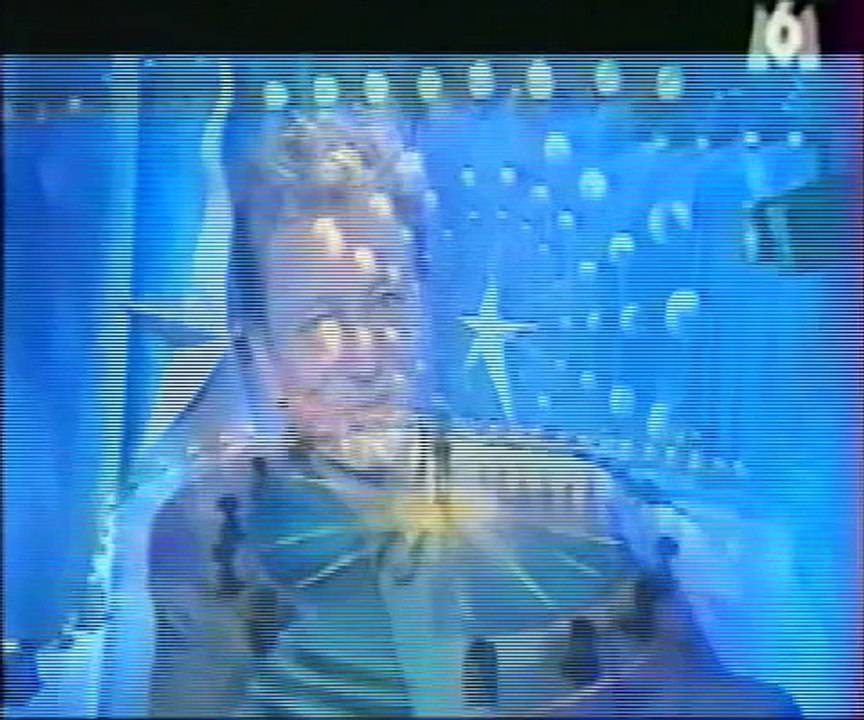 Alizee Early French Performance