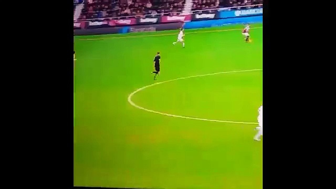 Dimitri Payet Super Skills vs Liverpool 02.01.2016