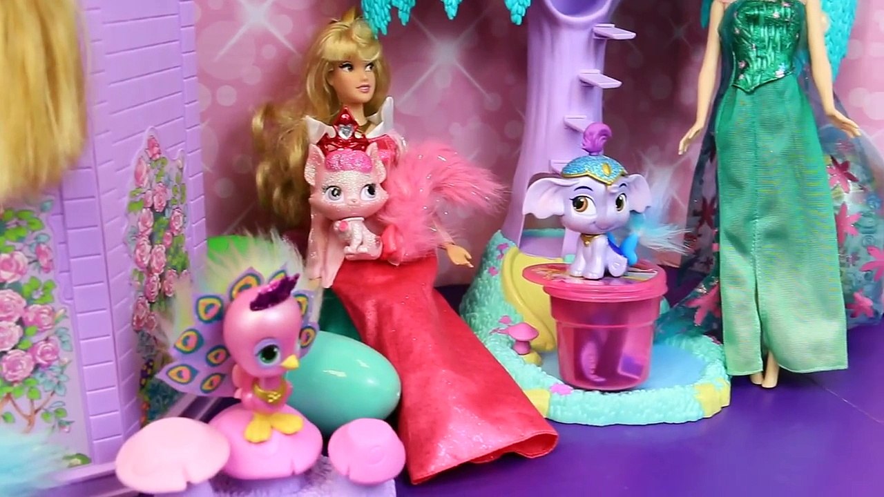Disney Princess Castle Surprise Toys Blind Bags & Surprise Eggs + Frozen Elsa, Cinderella,