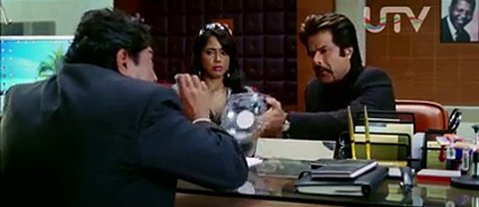 Race _ Hilarious comedy scene _ Wife V_S Mobile Phone _ Johny lever - Anil Kapoor