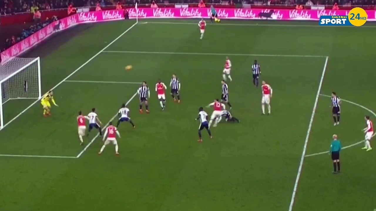 Laurent Koscielny Goal  Arsenal 1-0 Newcastel United 02.01.2016 HD