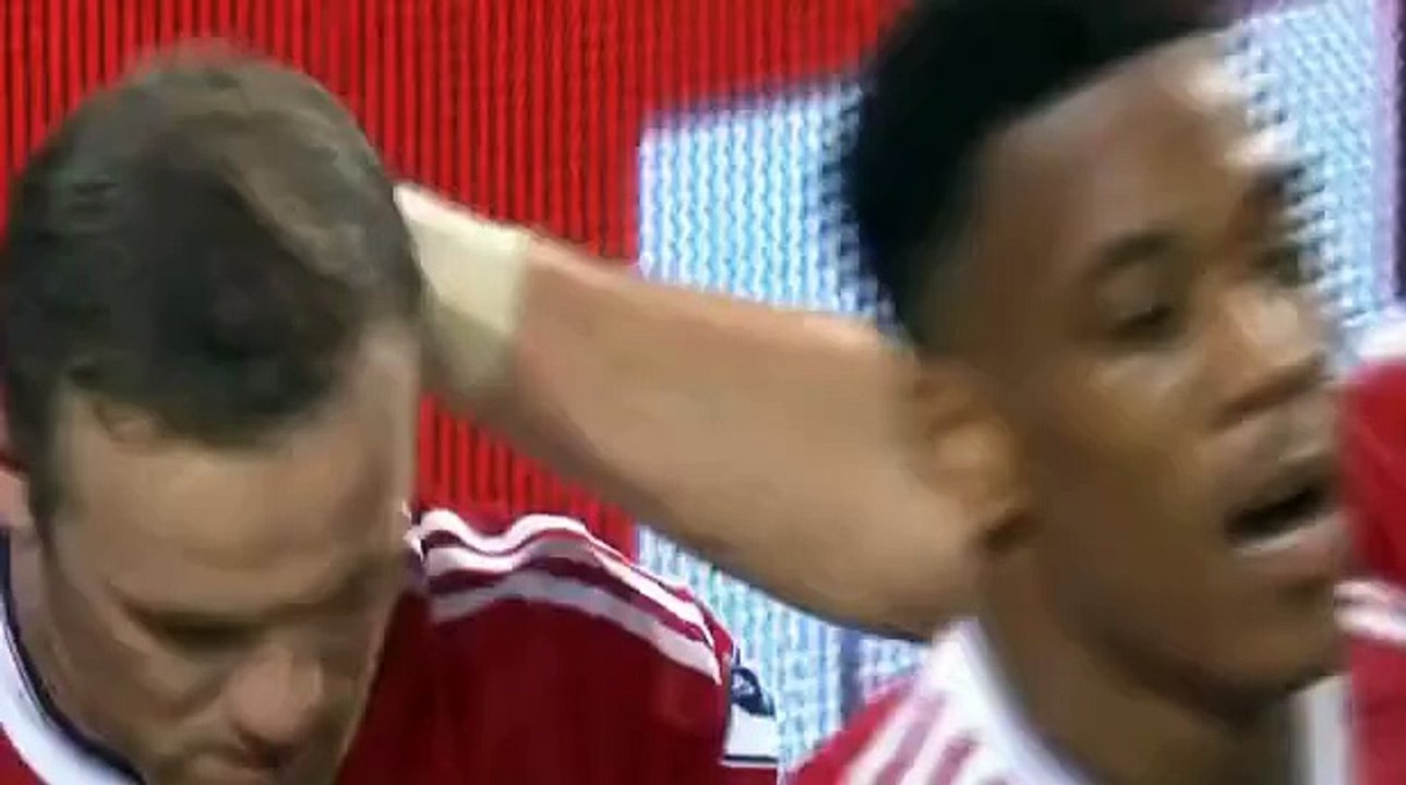 Wayne Rooney Goal - Manchester United 2 - 1 Swansea - 02-01-2016