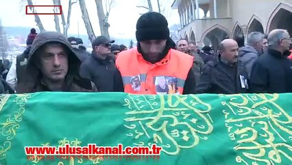 Kar temizleyen 3 karayolu işçisi karlar altında defnedildi