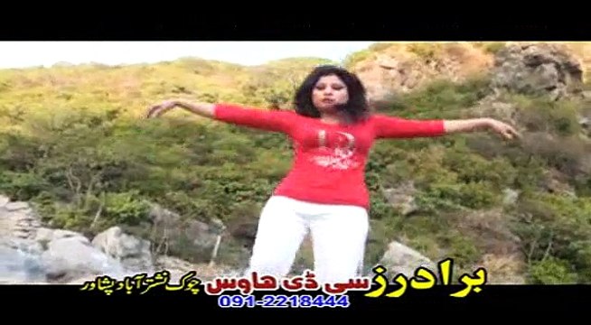 Ta ye Muhabbat Zama Gulpanra Muneeba Shah Pashto Mast Dance Happy New year 2016 HD Song