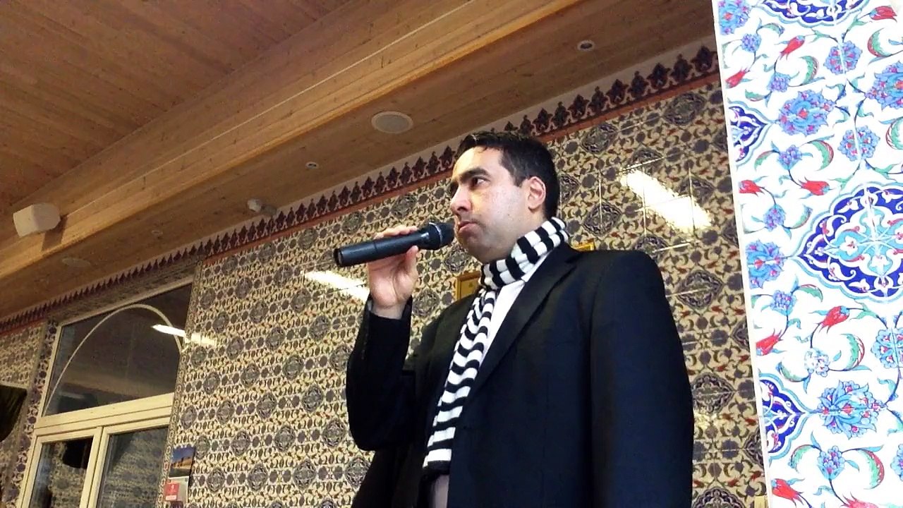 Metin Demirtaş, Kamet, Cuma namazı. Taastrup Yunus Emre Camii. Danimarka. 1/1-2016