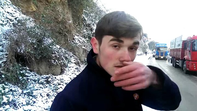 TRABZON AKYAZI mevkiindeKİ Kaza 'DA HAFİF iki YARALI KİŞİLER OLDUĞU BELİRLENDİ