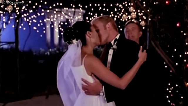 Lindsay Price as Janet in Beverly Hills 90210! (Season 10)