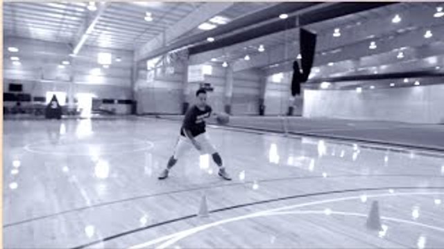 Basketball Moves - Side Step Dribble Move!!