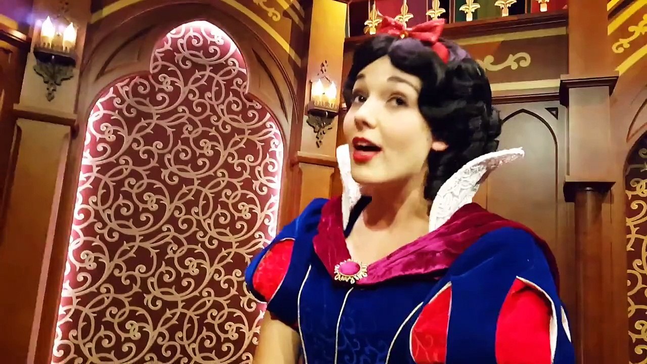 Snow White & Belle's hair advice  Disneyland!