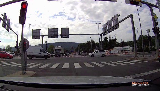 ПРИКОЛЫ НА ДОРОГАХ США АВТОПРИКОЛЫ ПОДБОРКА ПРИКОЛОВ НА ДОРОГЕ