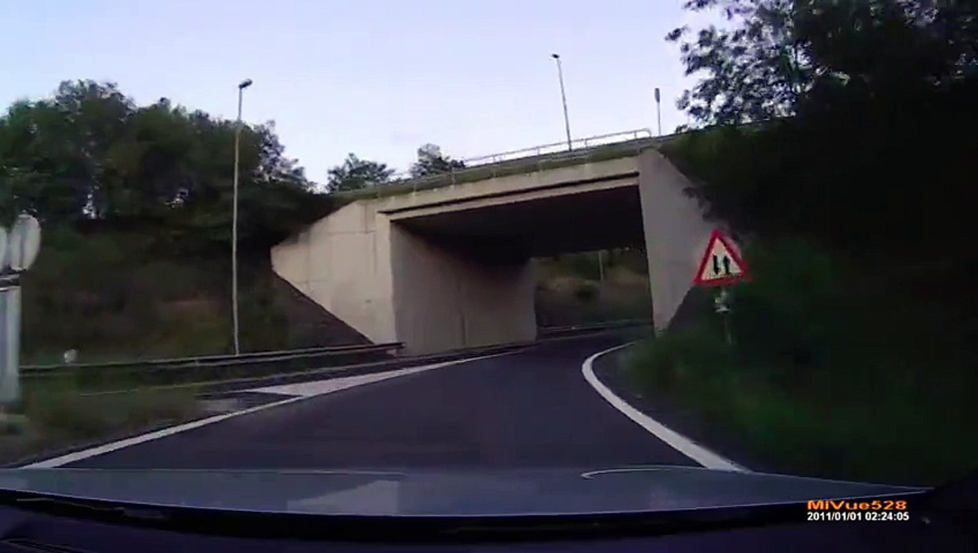 ⁣Призраки и Привидения на Дороге Смерти  Почему происходят Аварии на Лыткаринской Дороге Смерти