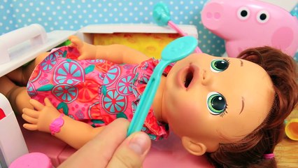 Скачать видео: Baby Alive Doll Sick! Goes To The Peppa Pig Hospital + Popo Ambulance & Carrying Case Disn