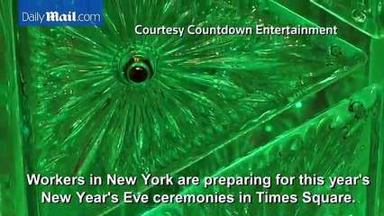 New crystals added to Times Square's iconic NYE 2015 ball