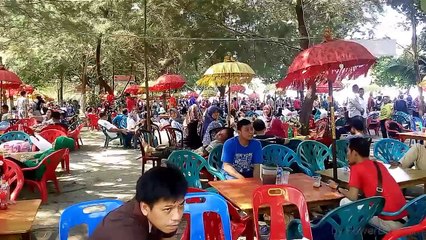 Ornamen Budaya Bali Jadi Daya Tarik Pengunjung Pantai di Sumut Ini