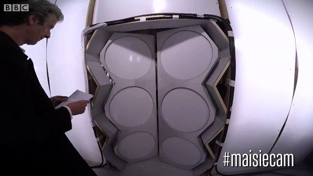 #Masiecam: The Truth Behind the TARDIS - Doctor Who: Series 9 (2015) - BBC