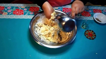 طريقة إعداد خبز في المنزل - خبز الدار بالسميد و الفرينة -(chapati) How to Make Pita Bread at Home