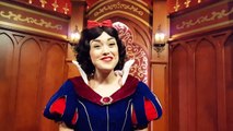 SNOW WHITE WANTS TO MEET PRINCESS PEACH  Disneyland CA!