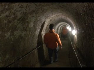 Napoli - Inaugurato il tunnel borbonico (14.11.15)